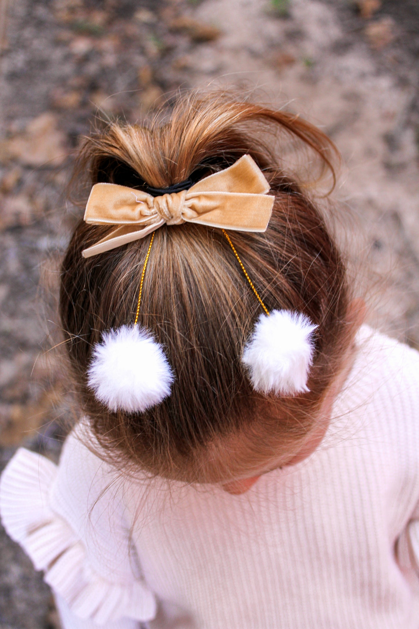 Pom Pom Pinwheel Bow